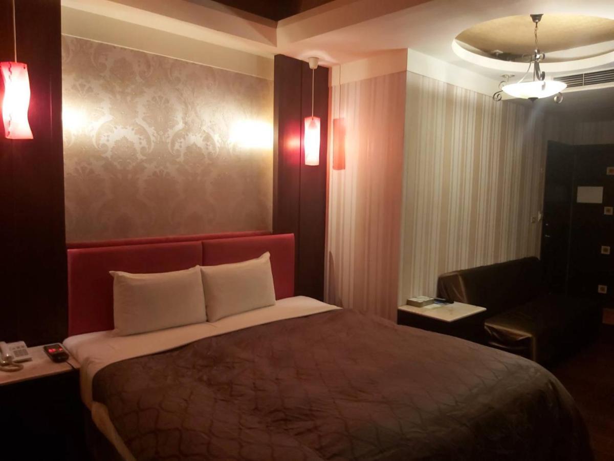 Chateau Motel Kaohsiung Exterior foto